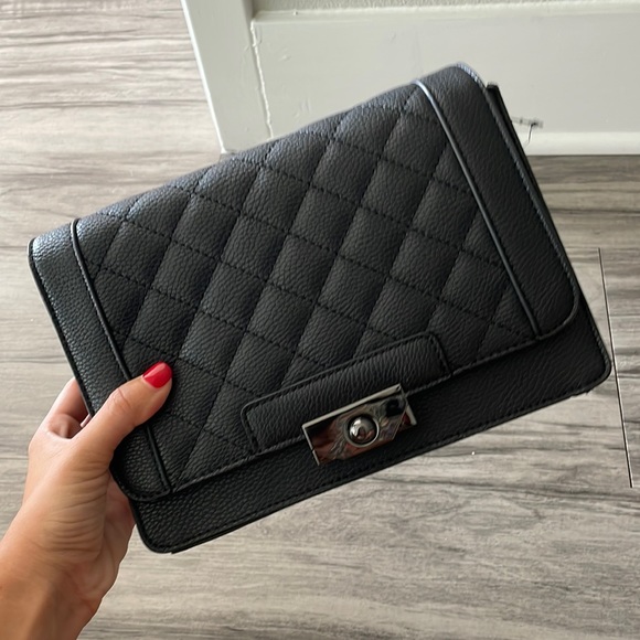 JustFab Bags Justfab Black Crossbody W Chain Faux Leather Nwt